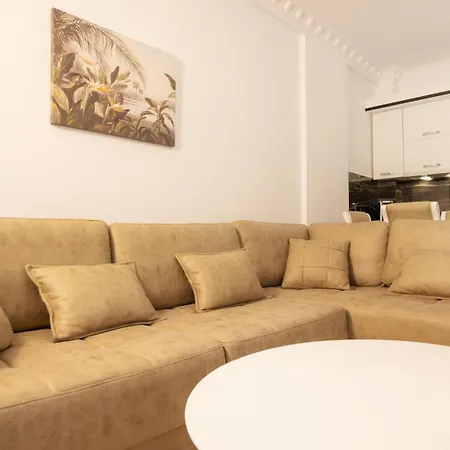 Ami Apartman *